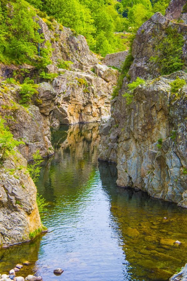 river-g056233203_1920